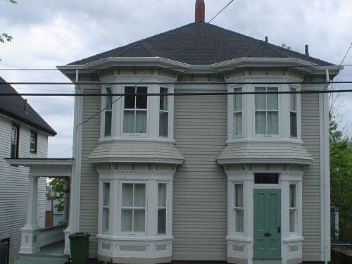 James Holland House, Old Town, front façade, 2004; Heritage Division, Nova Scotia Department of Tourism, Culture & Heritage, 2004