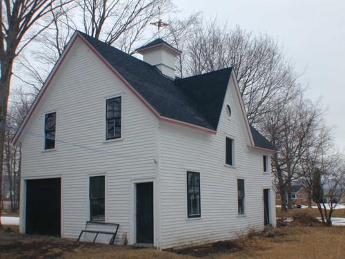 652 St. George Street, Annapolis Royal, N.S., carriage house, 2005.; Heritage Division, NS Dept. of Tourism, Culture and Heritage, 2005