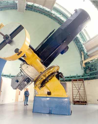 Interior view of the Dominion Astrophysical Observatory showing its light structural steel framing with metal cladding.; Parks Canada / Agence Parcs Canada, Andrew Waldron.