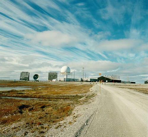 Operations sector of FOX-M Hall Beach set in a tundra landscape; Canada, DND, Photo Unit, ISC86-753