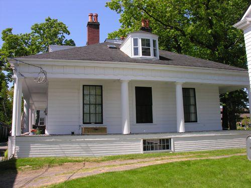 Side Elevation, Caldwell Hill House, Halifax, 2005; Heritage Division, Nova Scotia Department of Tourism, Culture and Heritage, 2005