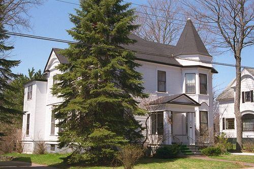Rufus A. Tremain House, southeast perspective, 2004; Town of Truro, Sean Fraser, 1995