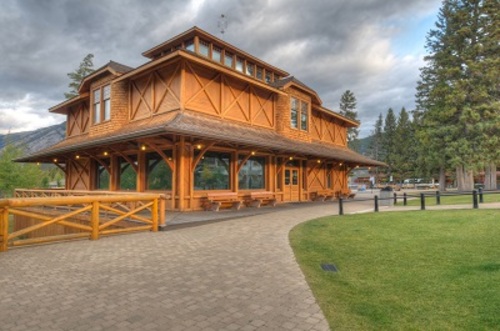 Banff Park Museum National Historic Site of Canada; Parks Canada | Parcs Canada
