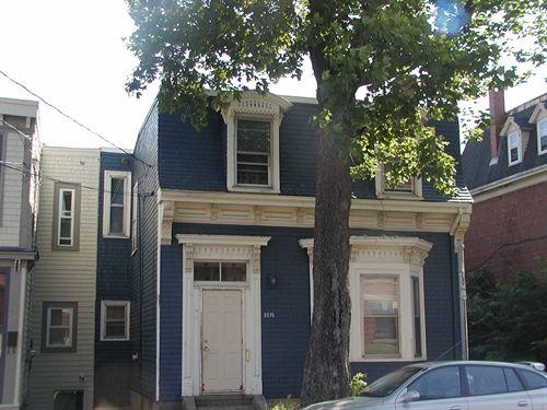 Front elevation, Huestis House, Halifax, Nova Scotia, 2005.; Heritage Division, NS Dept. of Tourism, Culture and Heritage, 2005.
