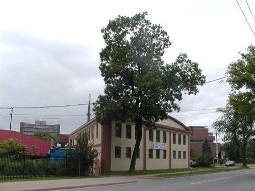 Bell Road elevation of barn, Bengal Lancers Property, Halifax, Nova Scotia, 2005.; Heritage Division, NS Dept. of Tourism, Culture and Heritage, 2005.