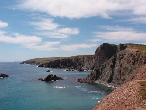 View of the Truxtun and Pollux wreck sites at Chamber Cove, with Lawn Point Head in the distance, July 2005; HFNL/Dale Jarvis 2005