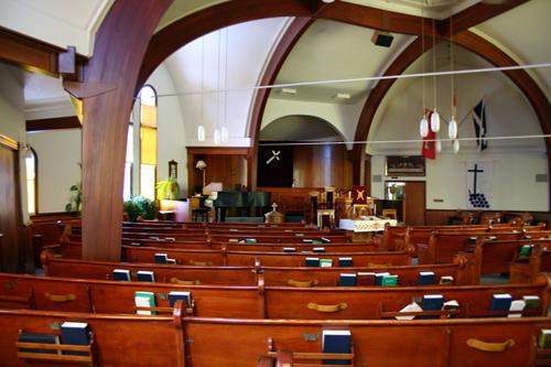 View of the nave and the curved wooden ribs in the Knox Presbyterian Church, Neepawa, 2005; Historic Resources Branch, Manitoba Culture, Heritage & Tourism 2005