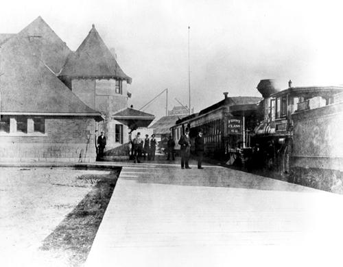 CPR Station, exterior view, ND; New Westminster Public Library, NWPL 1129