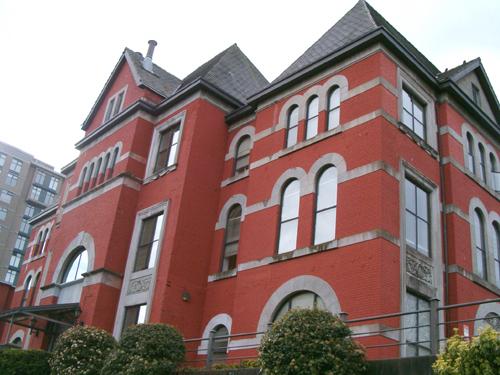 Exterior view of the New Westminster Courthouse, 2004; City of New Westminster, 2004