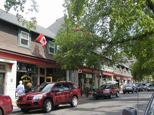 Looking towards Agricola Street, Hydrostone Market, Halifax, Nova Scotia, 2005.; Heritage Division, NS Dept. of Tourism, Culture and Heritage, 2005.