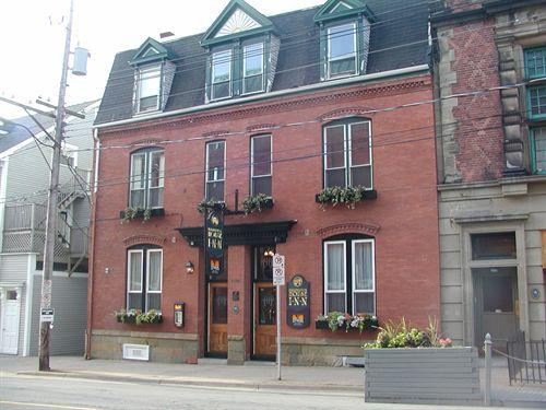 Front elevation, Halliburton House, Halifax, Nova Scotia, 2005.; Heritage Division NS Dept. of Tourism, Culture and Heritage, 2005.