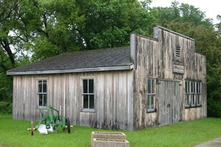 Perspective view of the Blacksmith Shop, Cartwright, 2005; Historic Resources Branch, Manitoba Culture, Heritage, Tourism and Sport, 2005