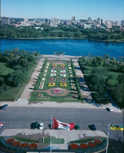 View of the formal promanade which stretches from the front entryway of the Legislative Building to Wascana Lake; Government of Saskatchewan, Wayne Zelmer, 1991