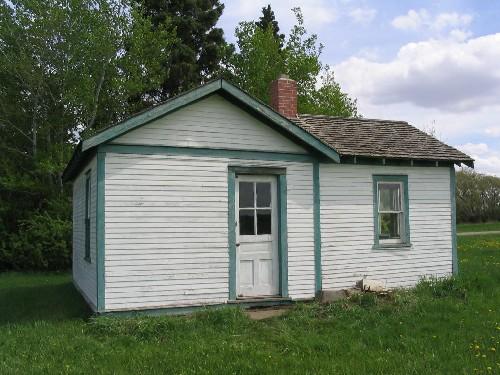East elevation of Teacherage, 2005.; Government of Saskatchewan, Brett Quiring, 2005.