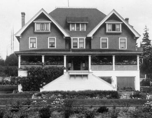 Exterior view of Glen-Lyon, 1913; City of Burnaby Planning Department