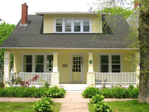 James Rose House, newly restored, Halifax, Nova Scotia, 2005.; HRM Planning and Development Services, Heritage Property Program, 2005.