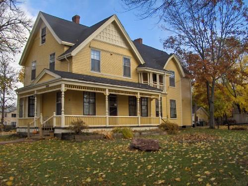 80 Euston Street; City of Charlottetown, Natalie Munn, 2005