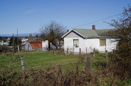 Exterior of Five Acre Farm, 2005; City of Nanaimo, Christine Meutzner, 2005