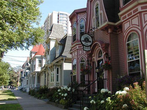 South Park Victorian Streetscape looking towards Morris Street, from Second Empire to Queen Anne styles, Halifax, Nova Scotia, 2005.; Heritage Division, NS Dept. of Tourism, Culture, and Heritage, 2005.
