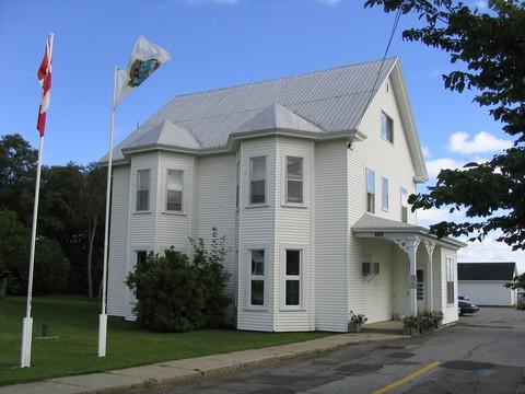 Old Kingston Hall as viewed from Main Street, 2004.; Village of Rexton