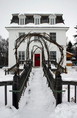 View of the main entrance to the Trappist Monastery Guest House, Winnipeg, 2005; Historic Resources Branch, Manitoba Culture, Heritage, Tourism and Sport, 2005