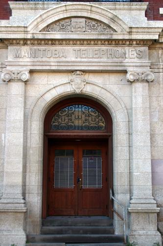 Entrance detail, from the north, of the Garry Telephone Exchange Building, Winnipeg, 2005; Historic Resources Branch, Manitoba Culture, Heritage and Tourism, 2005
