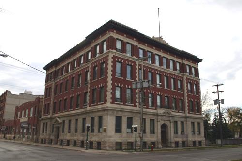 Primary elevation, from the northeast, of the Garry Telephone Exchange Building, Winnipeg, 2005; Historic Resources Branch, Manitoba Culture, Heritage and Tourism, 2005