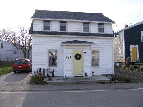 45 Church Street, Annapolis Royal, N.S., north elevation, 2005.; Heritage Division, NS Dept. of Tourism, Culture and Heritage, 2005