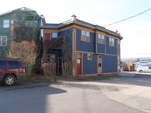 262/264 St. George Street, Annapolis Royal, N.S., south east elevation, 2005.; Heritage Division, NS Dept. of Tourism, Culture and Heritage, 2005