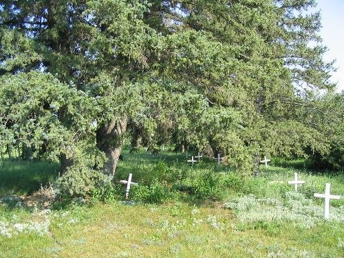 Partial view of cemetery and grave markers, 2004.; Government of Saskatchewan, Jennifer Bisson, 2004.