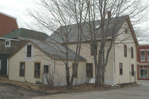 Back Elevation of the Journeay house, Annapolis Royal, Nova Scotia.; Heritage Division, NS Dept. of Tourism, Culture and Heritage, 2007
