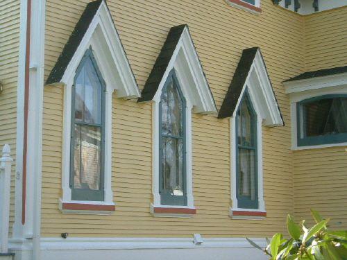 An oblique view of windows on the north side of the rear section of the Job Hatfield House, Yarmouth, NS, 2006.; Heritage Division, NS Dept. of Tourism, Culture and Heritage, 2006.