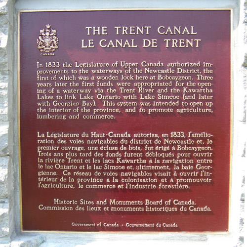 View of the Historic Sites and Monuments Board of Canada plaque, 2008.; Parks Canada Agency/Agence Parcs Canada, 2008.