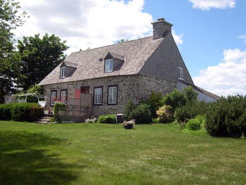 Maison Louis-Pouliotte; Ministère de la Culture et des Communications, Marie-Claude Côté, 2003
