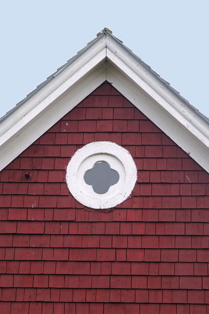 Showing detail of quatrefoil window; Province of PEI, Brian Simpson, 2005