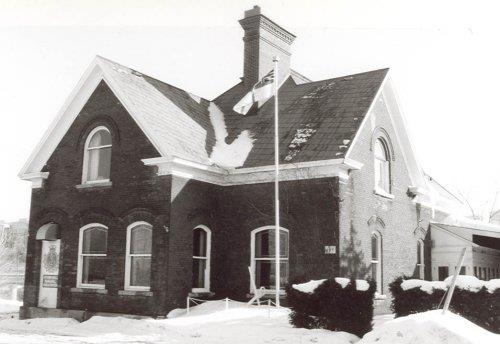 Exterior photo; (E. Tumak, Architectural History Branch, Parks Service, February 1991.)