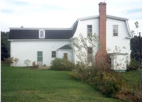 Exterior photo; CPS, Atlantic Regional Office, Louisbourg, Sept 1989