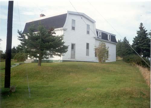 Exterior photo; CPS, Atlantic Regional Office, Louisbourg, Sept 1989