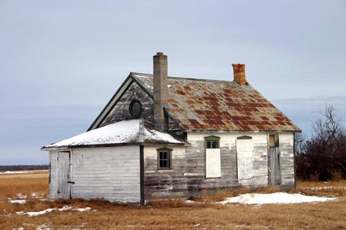 Primary elevations, from the southwest, of Riverside School, Minto area, 2006; Historic Resources Branch, Manitoba Culture, Heritage, Tourism and Sport, 2005