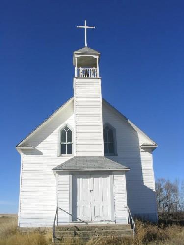 View west at entrance and bell tower, 2005.; Government of Saskatchewan, Marvin Thomas, 2005.
