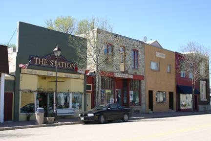 Context view of the Welch Block, Boissevain, 2005; Historic Resources Branch, Manitoba Culture, Heritage,  Tourism and Sport, 2005