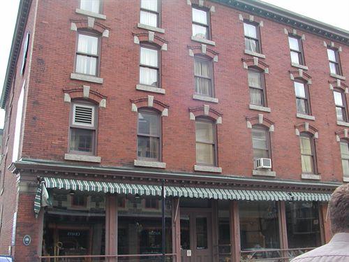 Robertson's Hardware & Warehouse, Lower Water Street view, sandstone sills, keystone arched windows, large storefront windows, Halifax, Nova Scotia, 2005.; HRM Planning and Development Services, Heritage Property Program, 2005.