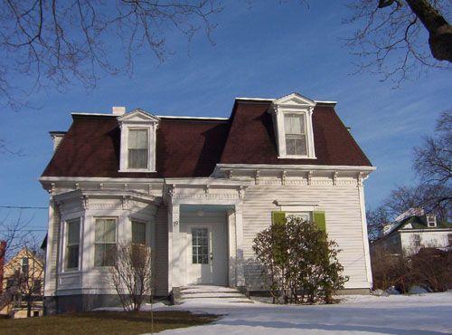 Front elevation, Pick House, Wolfville, NS, 2006.; Heritage Division, NS Dept. of Tourism, Culture and Heritage, 2006