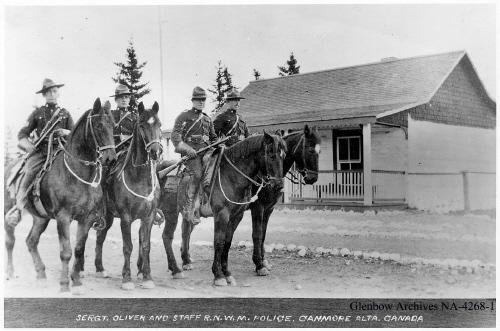 Sergeant Oliver and staff, Royal North West Mounted Police, Canmore, Alberta (1914); Glenbow Archives, NA-4268-1 (1914)