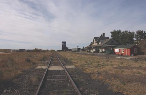 Canadian Northern Station Building and Roundhouse Site Complex Provincial Historic Resource, Big Valley (September 2001); Alberta Culture and Community Spirit, Historic Resources Management Branch, 2001