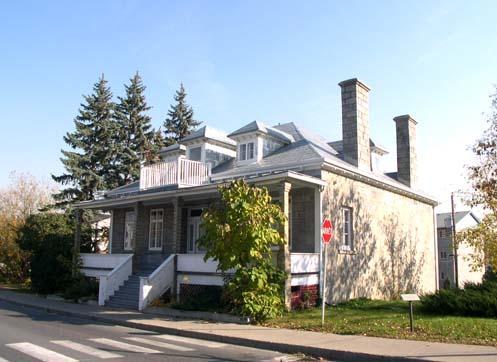 Manoir Denis-Benjamin-Viger; Ministère de la Culture et des Communications, Jean-François Rodrigue, 2004