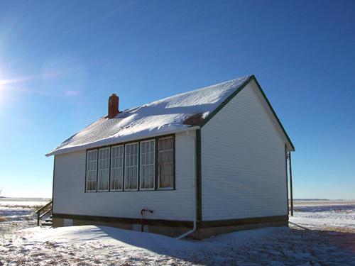 PPrimary elevation, from the northeast, of Northfield School, Millford area, 2005; Historic Resources Branch, Manitoba Culture, Heritage and Tourism, 2005