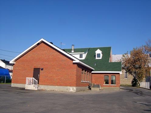 École du Village; Ministère de la Culture et des Communications, Jean-François Rodrigue, 2004