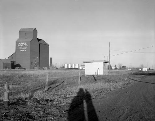 Alberta Wheat Pool Grain Elevator Site Complex Provincial Historic Resource, Andrew (date unknown); Provincial Archives of Alberta, Bl.2562/6
