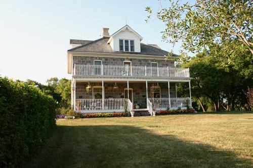Primary elevation, from the south, of the Carpentier House, Griswold area, 2005; Historic Resources Branch, Manitoba Culture, Heritage, Tourism and Sport, 2005